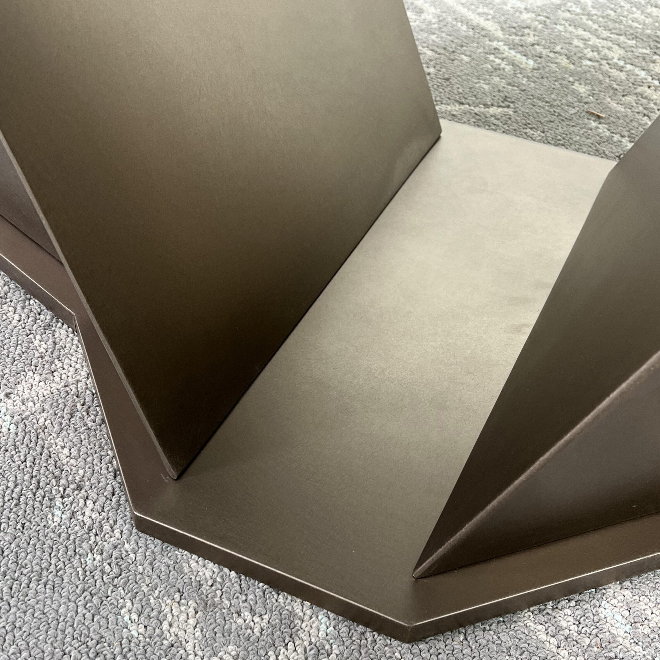 2.4m Nature Marble Dining Table With V‑shaped Stainless‑Steel Base MJ1301 - 图片 3