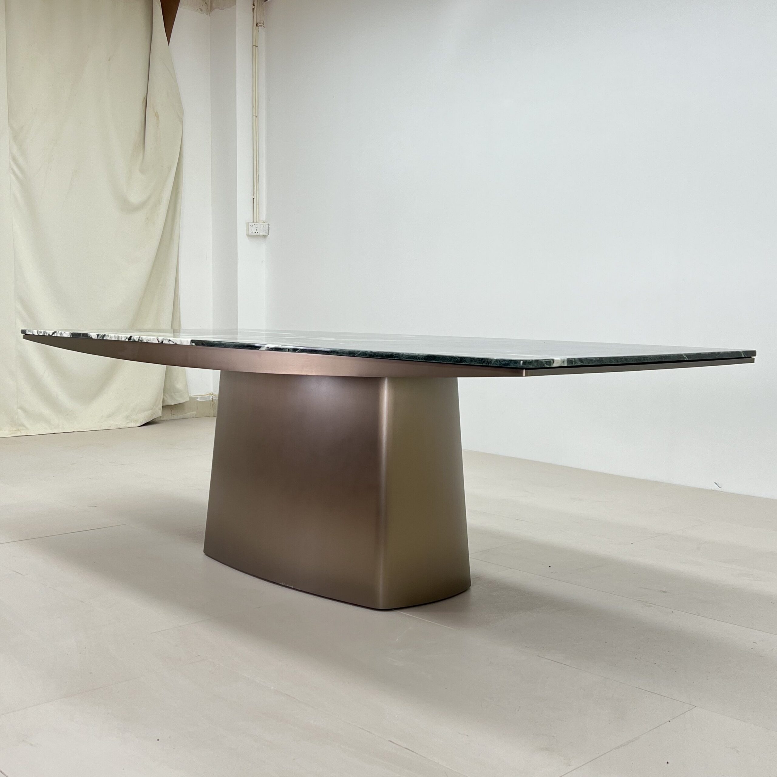 2.4m Prada Green Marble Dining Table With Trapezoid Pedestal MJ1323 - 图片 2
