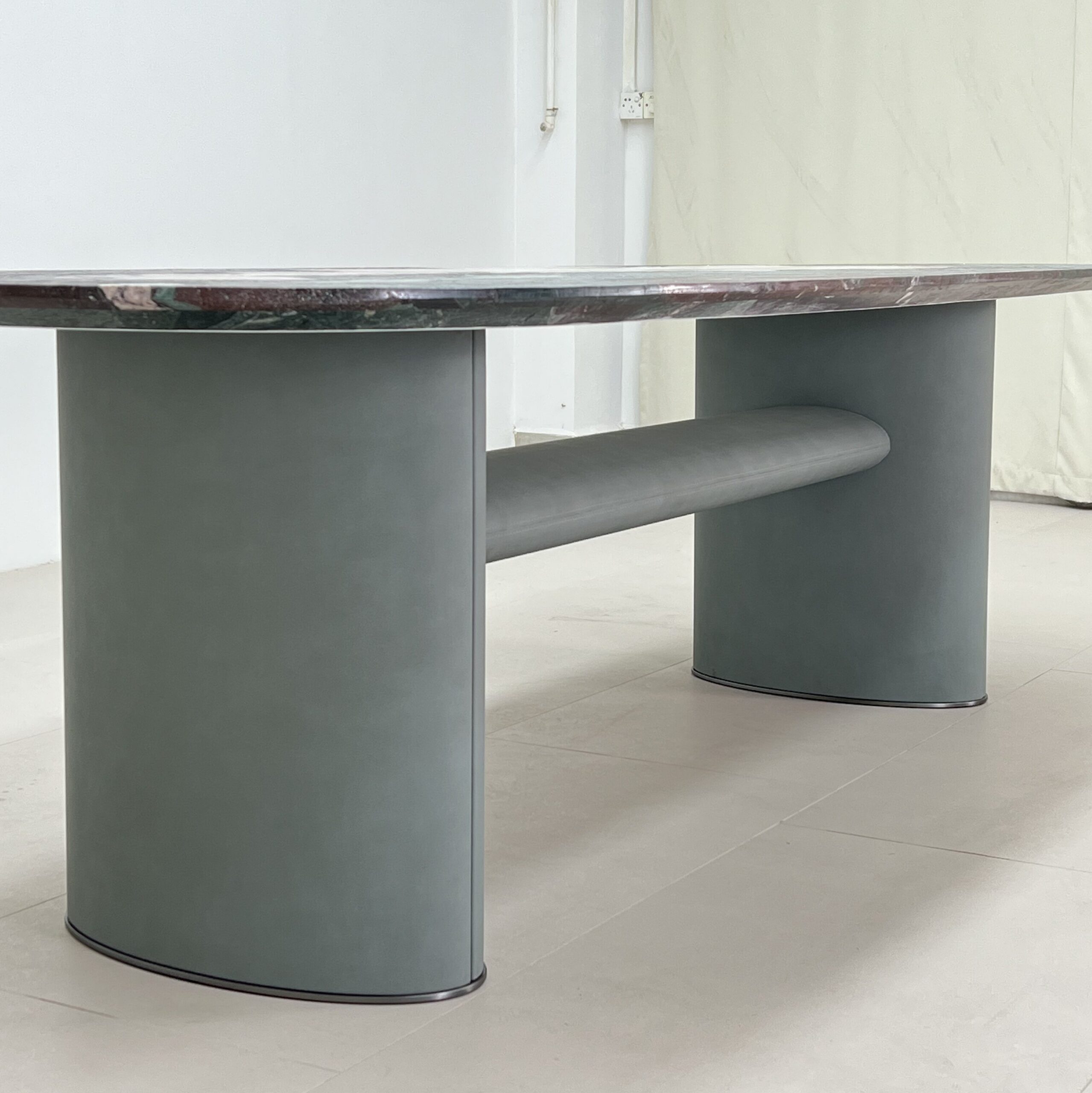 2.8m Rounded Substantial Architectural‑Silhouette Dining Table MJ1352 - 图片 4