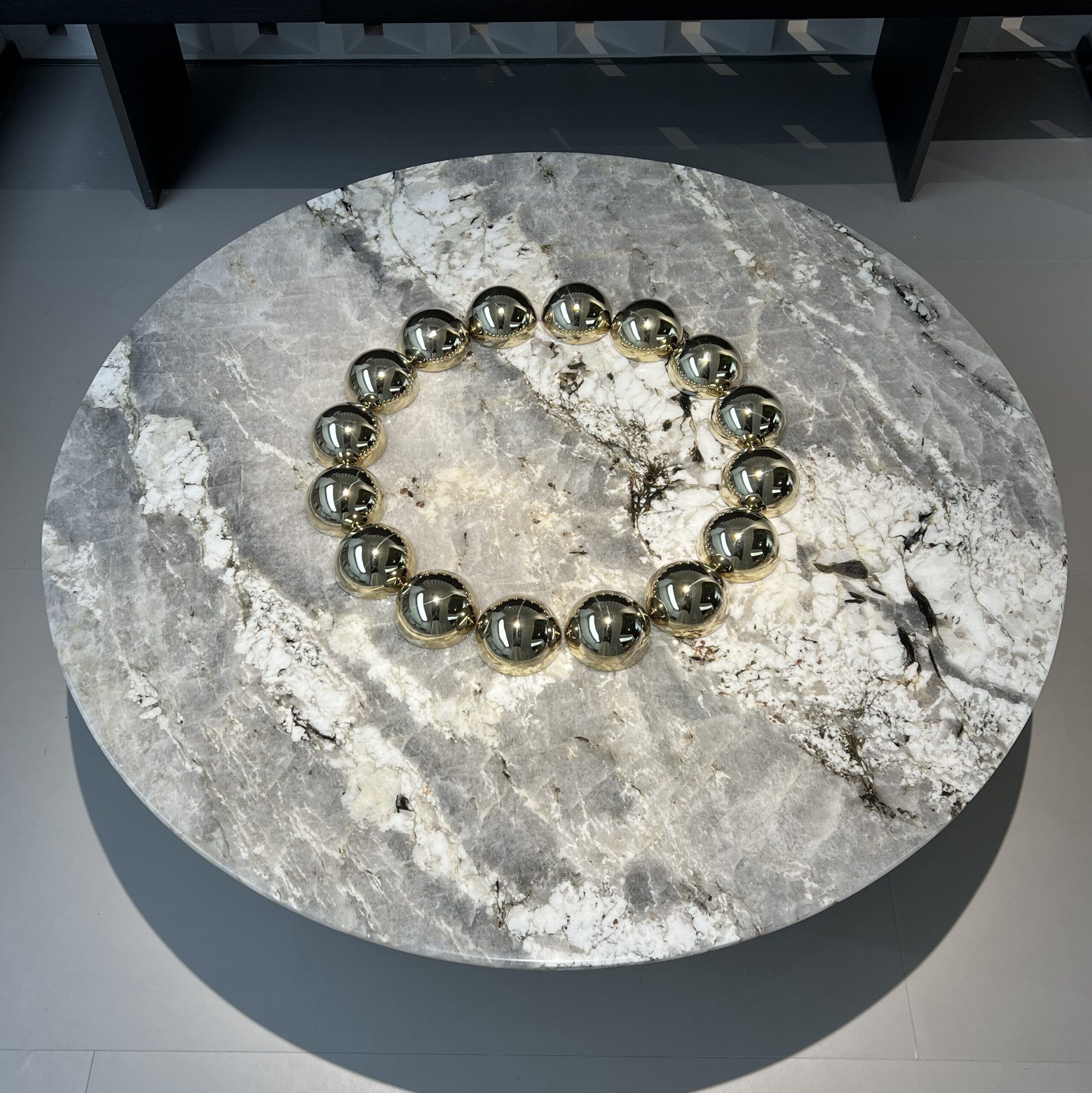 1.1m Coffee Table With Tabletop Inset Metal Balls MJ2071A - 图片 2