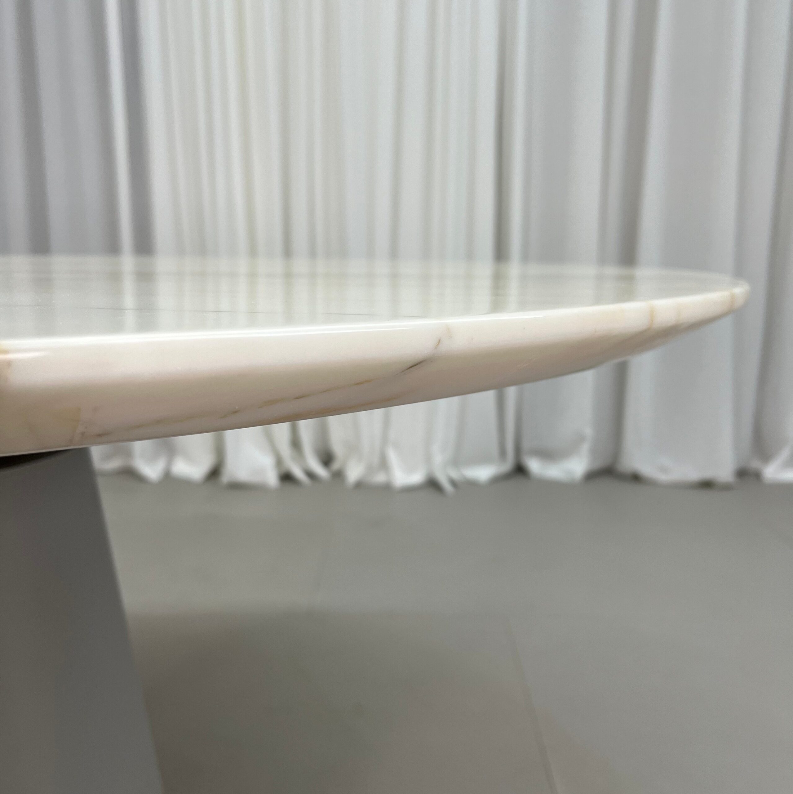1.5m Round Dining Table with Single PU Base MJ1361 - 图片 3