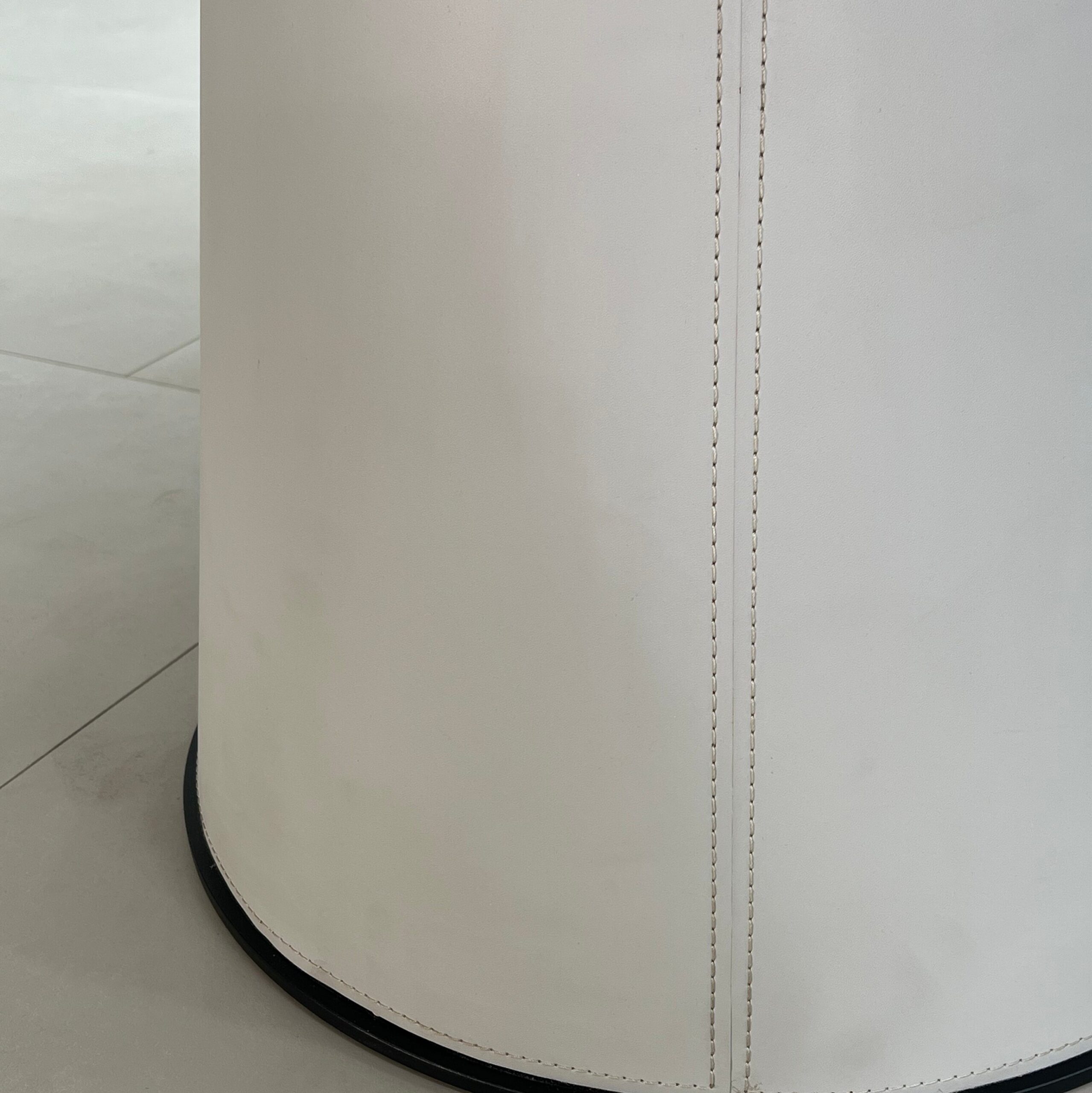 1.5m Round Dining Table with Single PU Base MJ1361 - 图片 4